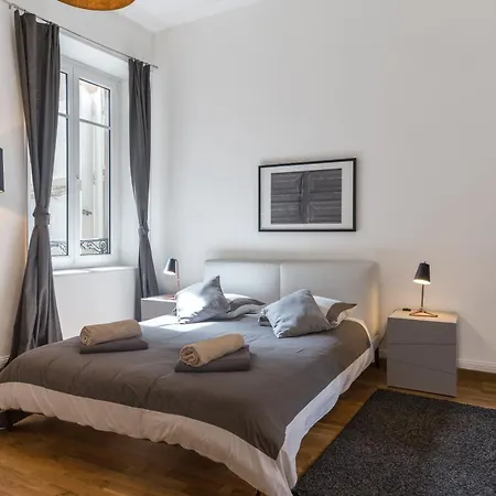 Luxueux Haussmannien Centre Apartman *