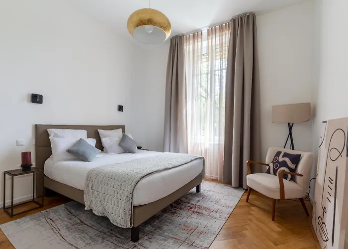 Luxueux Haussmannien Centre דירה קולמר